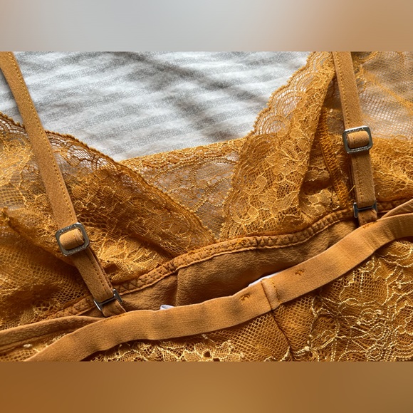 La Perla Soft Leavers Silk Lace Slip - Picture 8 of 11